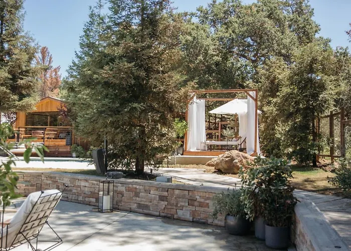 Calamigos Guest Ranch And Beach Club